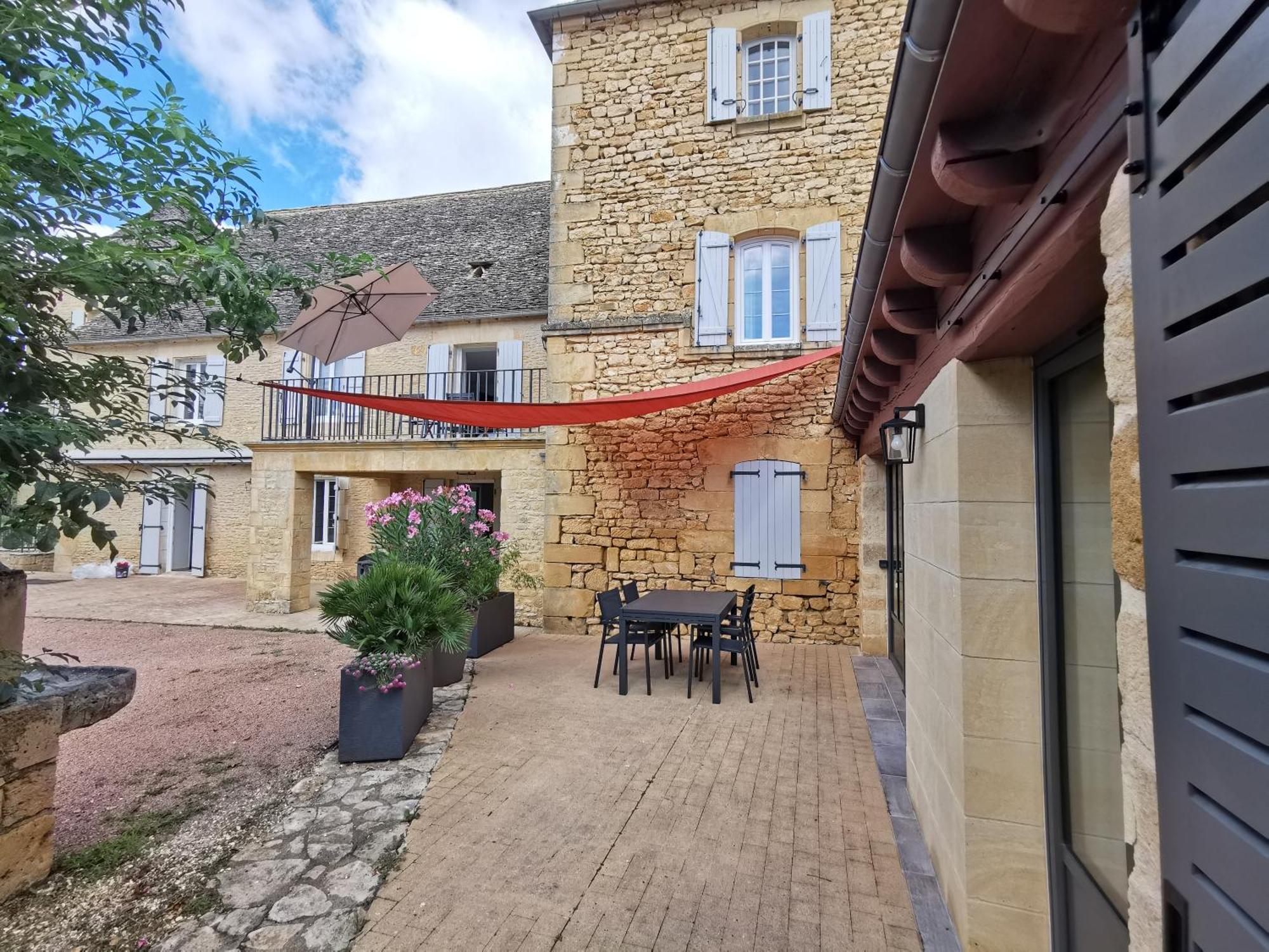 Domaine Jolidetour Climatise, Piscine Et Tennis Prives Hotell Saint-Crépin-et-Carlucet Eksteriør bilde